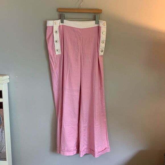 Anthropologie Maeve Pink and White Chic Trousers NWT Size 12 PETITE Gold accents - Picture 1 of 14